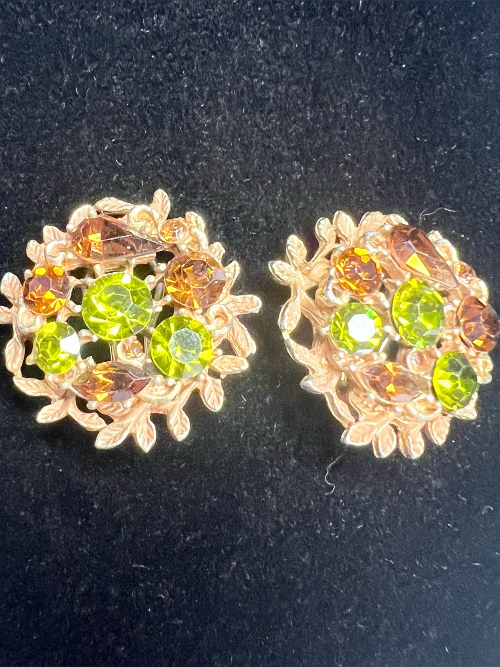 Vintage Mid Century CORO Green & Amber Crystal Gold Cluster Dress Fur Shoe Clips
